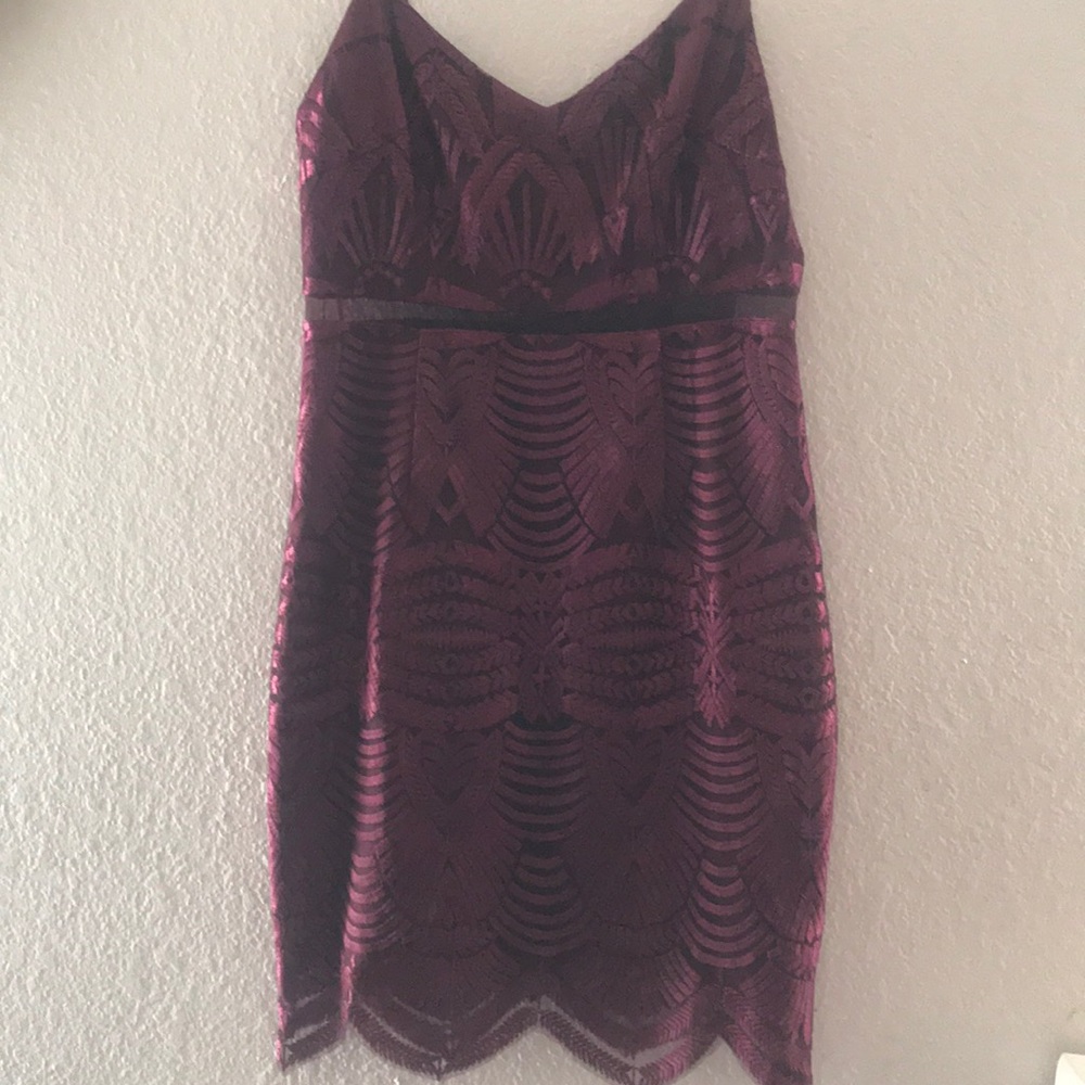 Guess embroidery dress✨✨